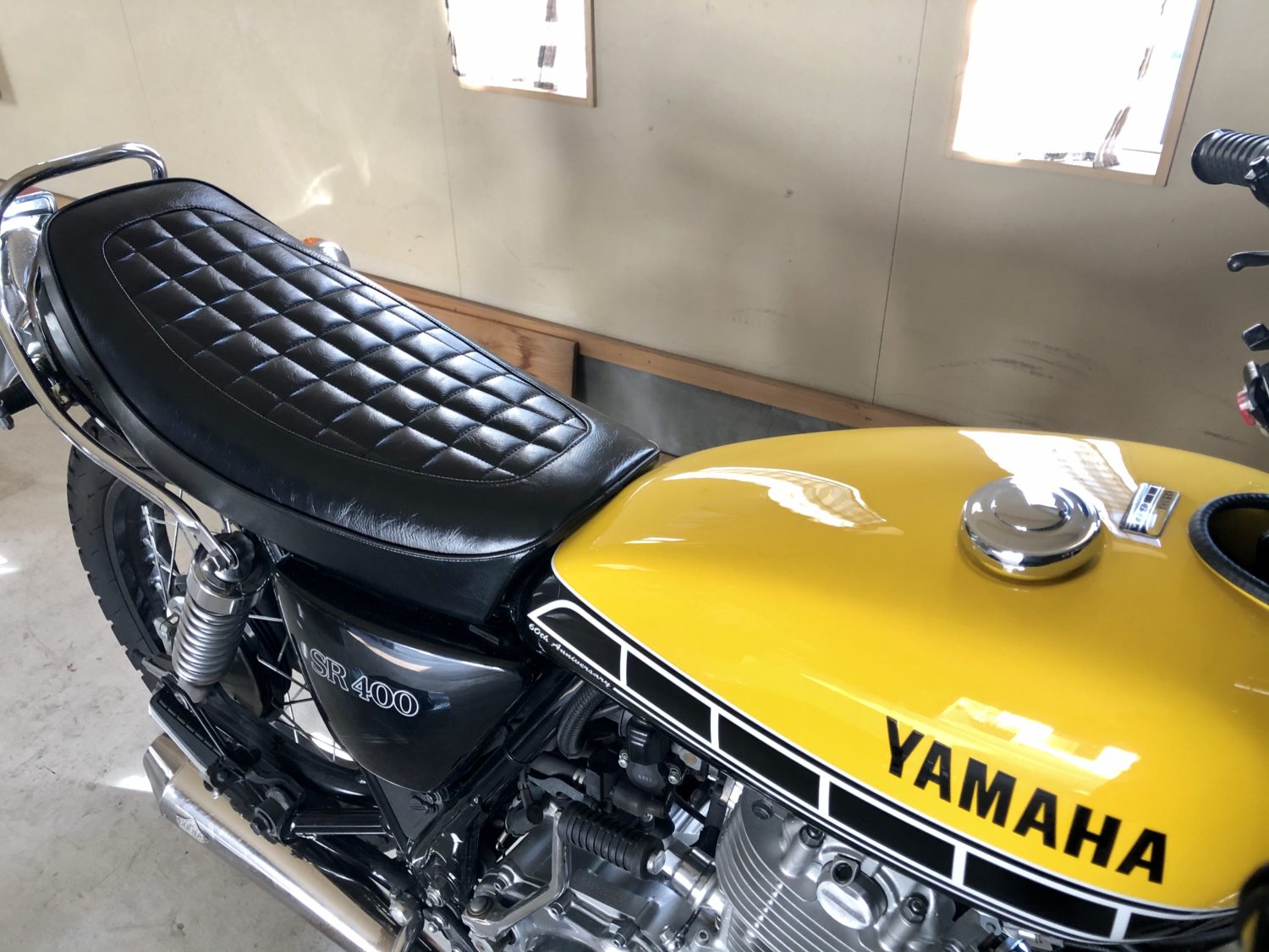 sr400純正シート - パーツ